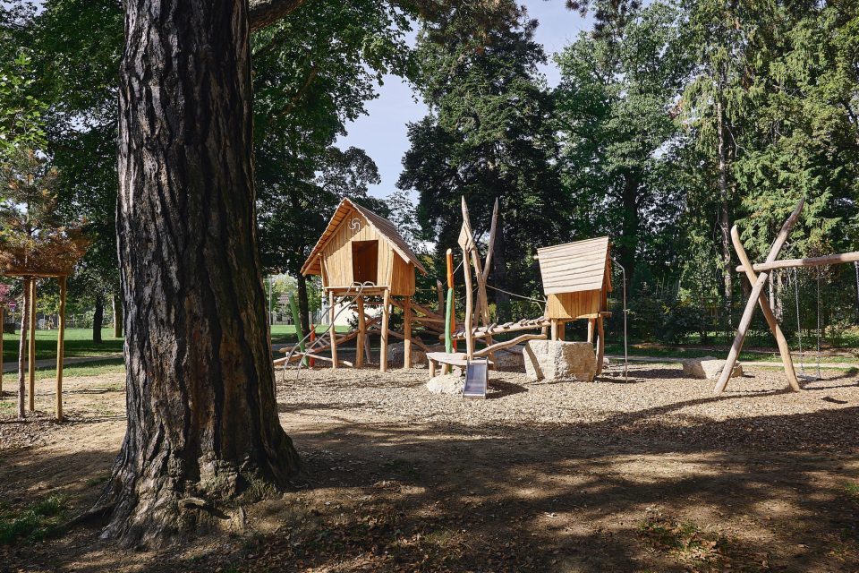 Latena Espace Perrier